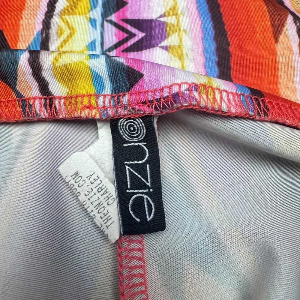 Onzie Girls Size M/L Capri Leggings Multicolor Tribal Aztec Print Yoga Athletic